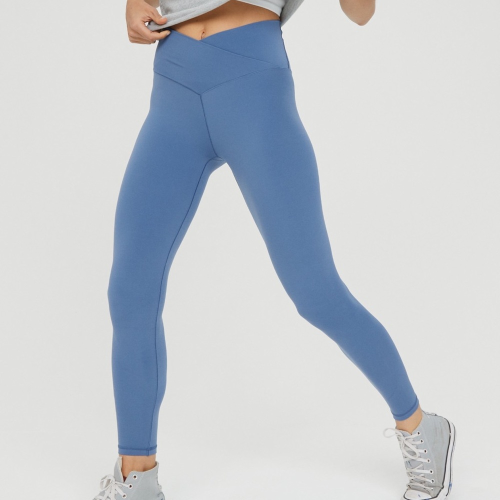 Aerie OFFLINE Real Me High Waisted Crossover Legging- M in blue
